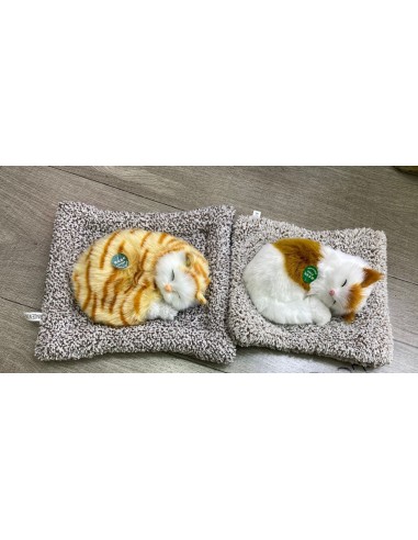 PVC'DE SESLİ YATAN KEDİ MİNDERLİ 15CM
