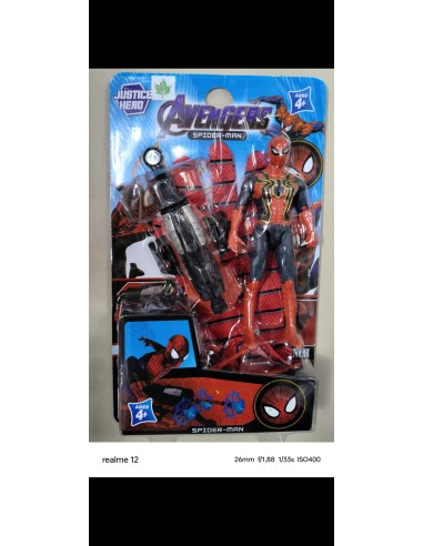 Kart. Spiderman Eldivenli ok atan...