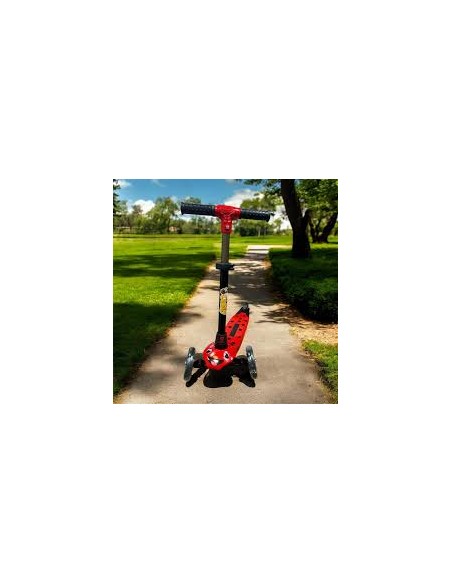 KIRMIZI 3 TEKER IŞIKLI SCOOTER LEDDY DİREKT DİREKSİYONDAN DÖNME ÖZELİKLİ